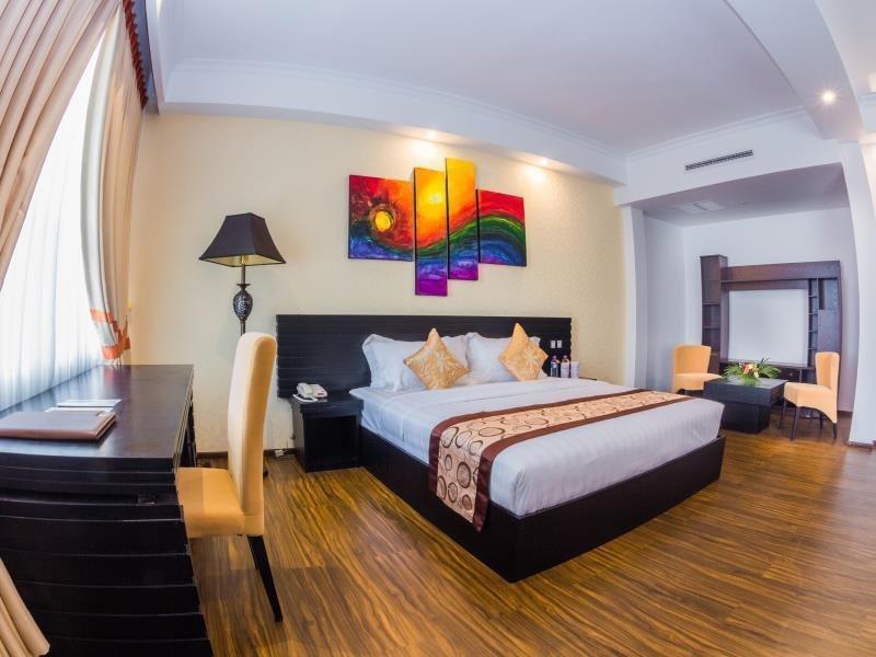 The Covanro Airport Hotel - Katunayake Gampaha Exteriör bild