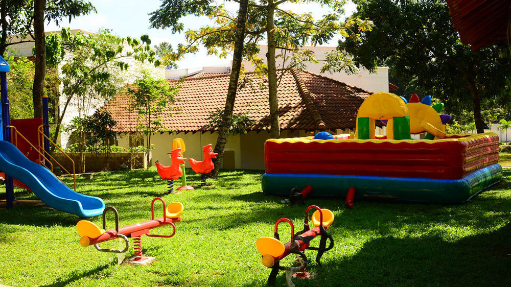 The Covanro Airport Hotel - Katunayake Gampaha Exteriör bild