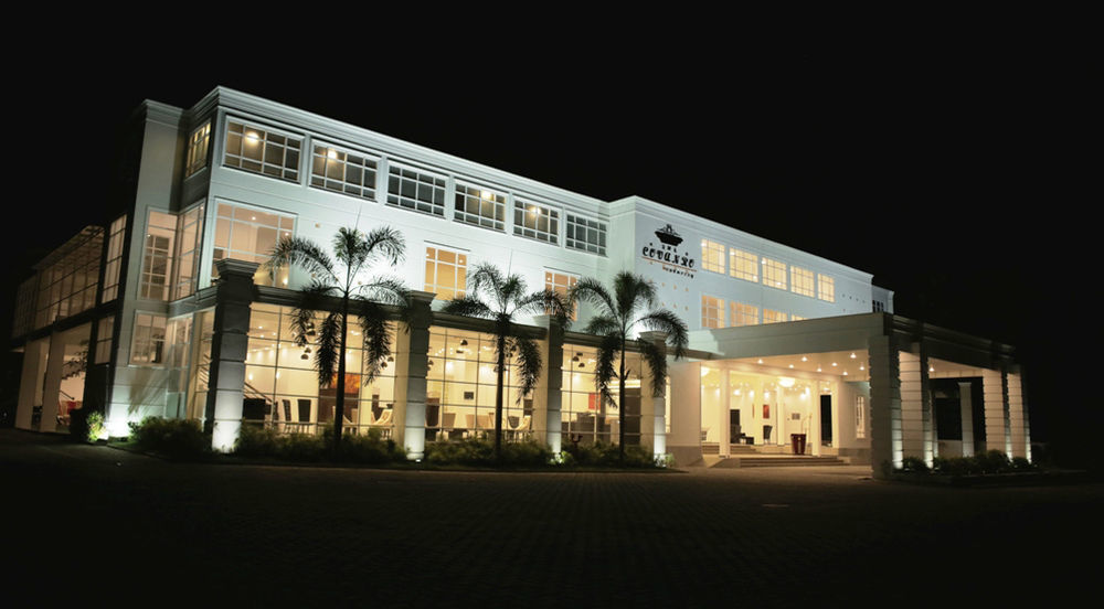 The Covanro Airport Hotel - Katunayake Gampaha Exteriör bild